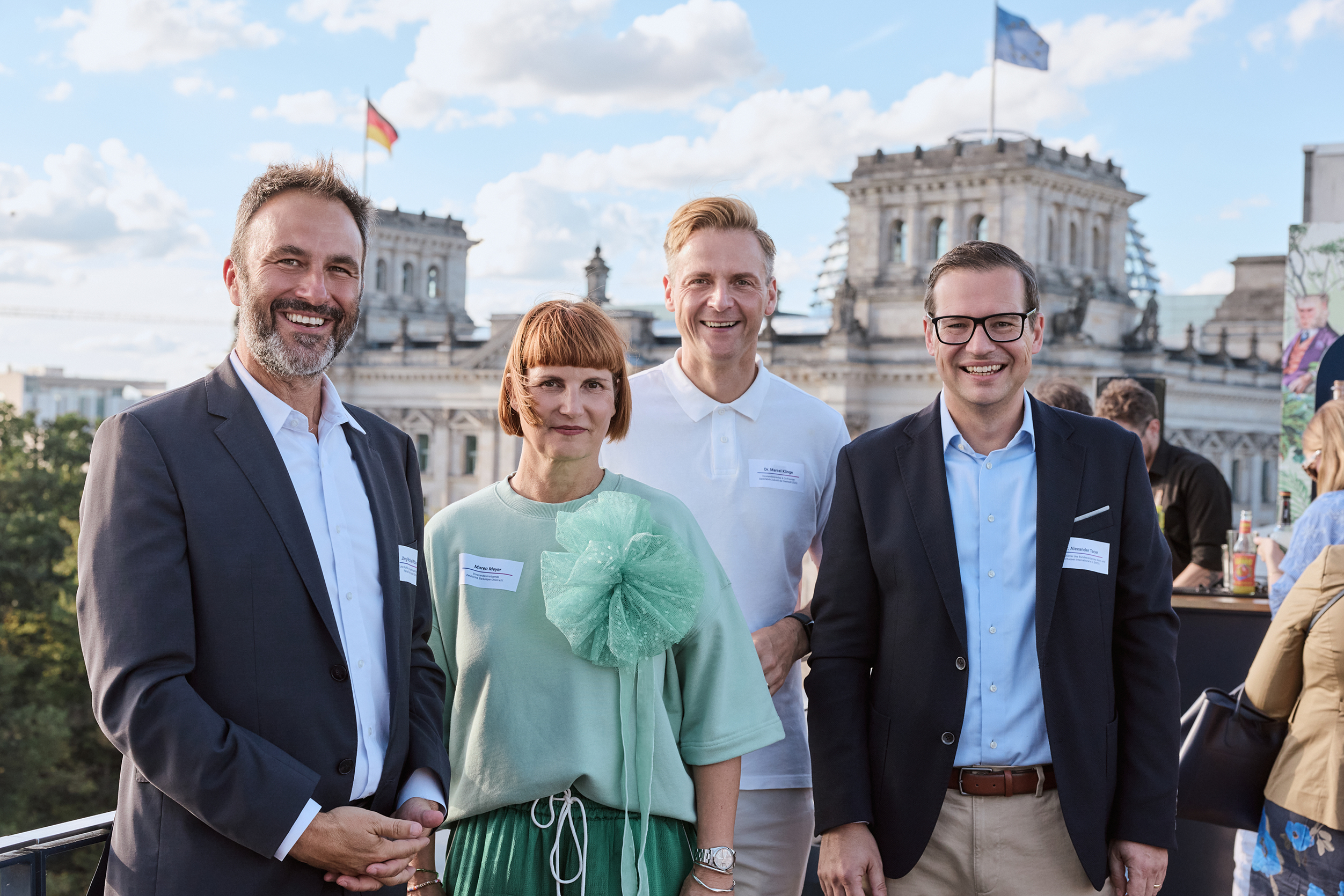 Politisches Cocktail-Afterwork